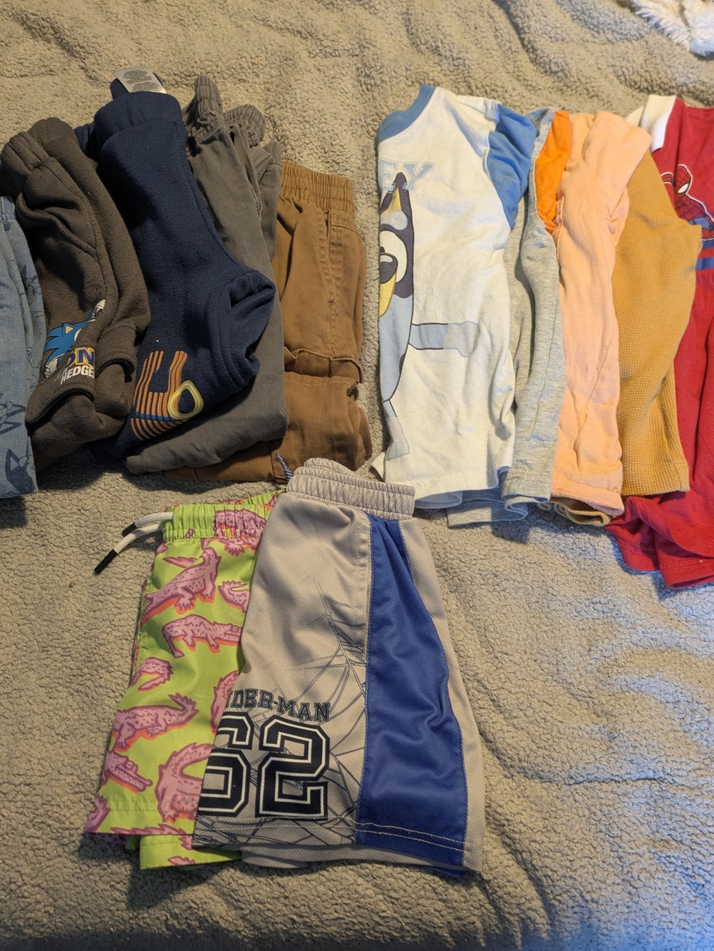 Kids Bundle - 13 Pieces Kids Boy Leaning - Size 5 Size 6 Bluey Spiderman Gap